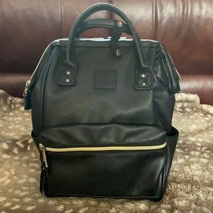 Anello leather bagpack